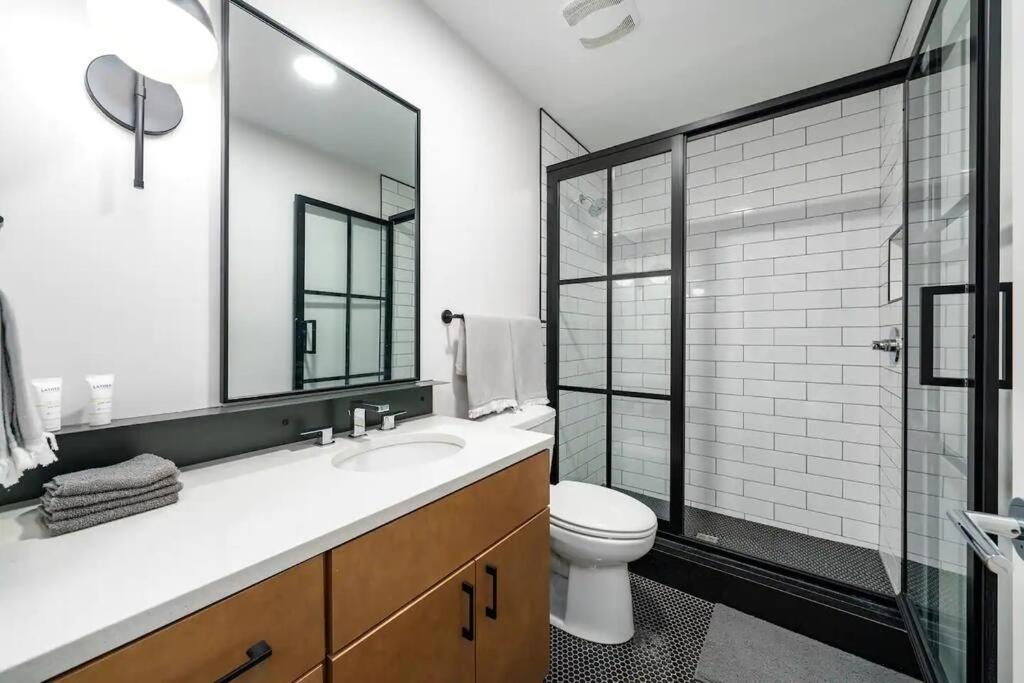 Mercantile Industrial Loft! Apartment *